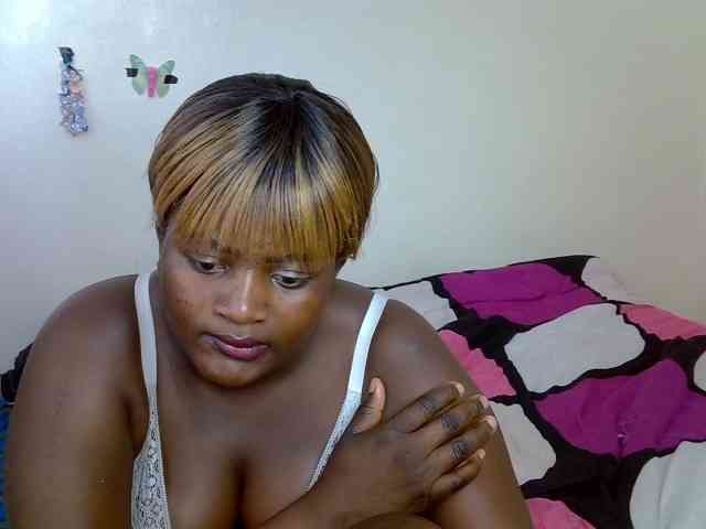 AfricanBumbum webcam