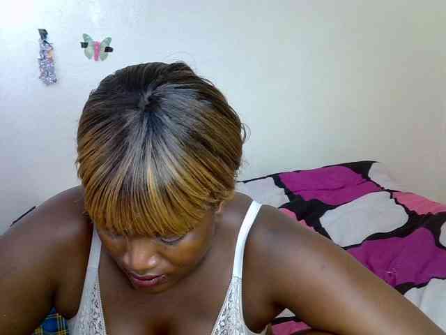 AfricanBumbum webcam