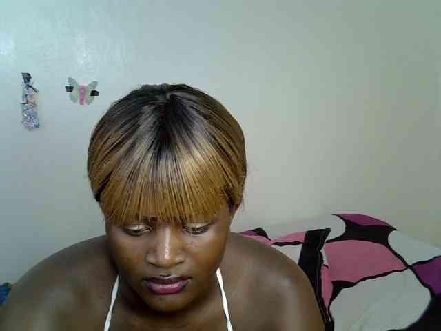 AfricanBumbum webcam