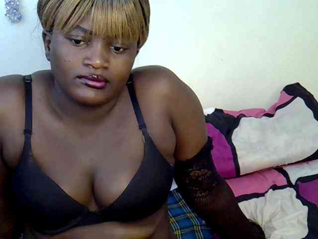 AfricanBumbum webcam