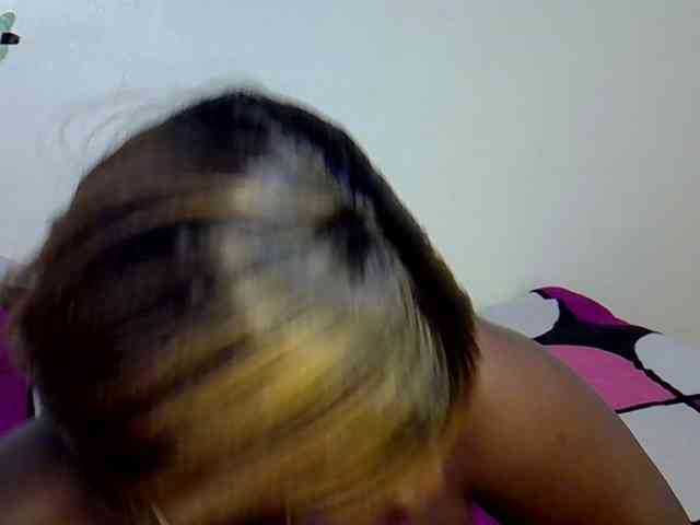 AfricanBumbum webcam