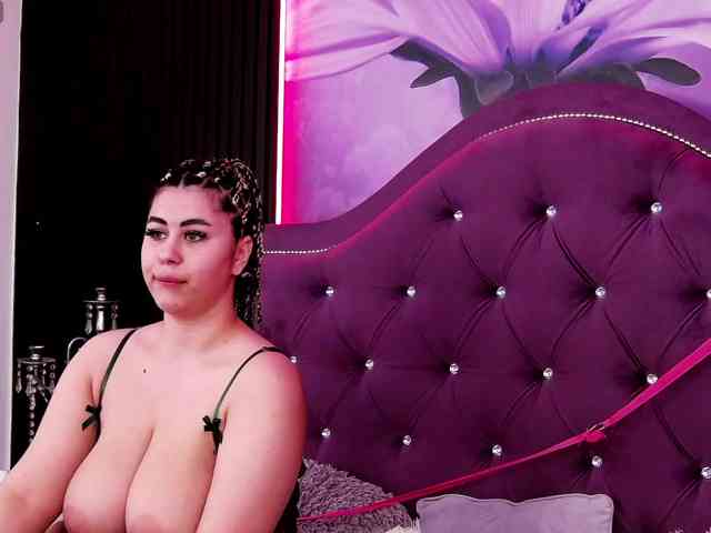 DaianaKimberly webcam