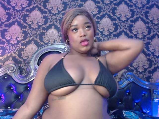 KattyMayers live cam on BongaCams