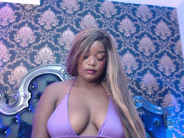 KattyMayers live cam on BongaCams