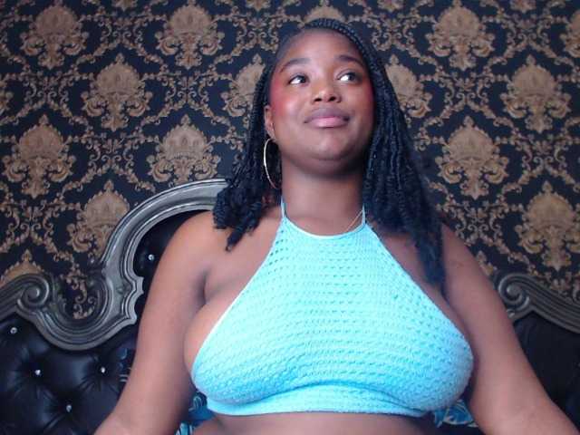 KattyMayers live cam on BongaCams
