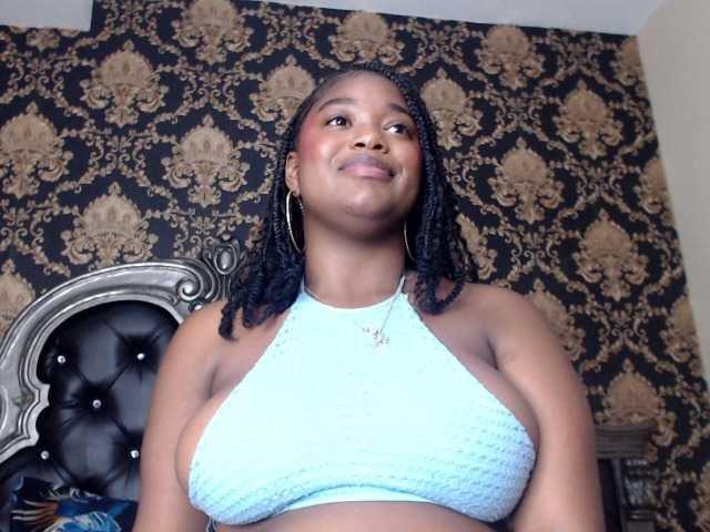 KattyMayers live cam on BongaCams