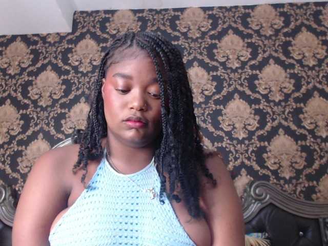 KattyMayers live cam on BongaCams