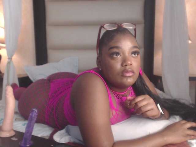 KattyMayers's BongaCams show and profile