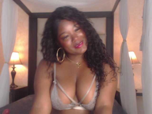 KattyMayers live cam on BongaCams