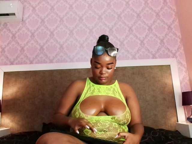 KattyMayers's BongaCams show and profile