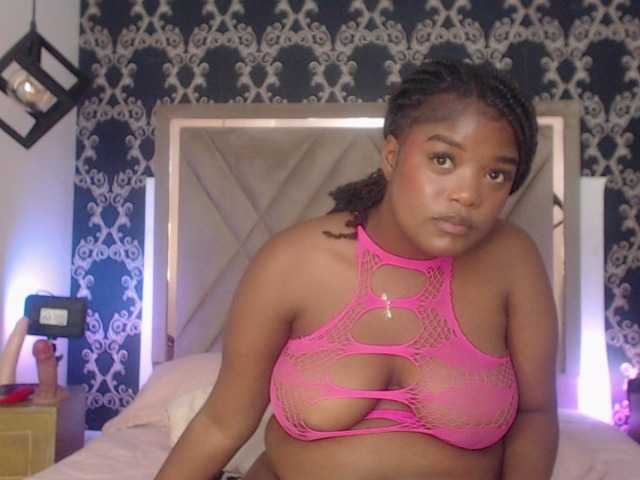 KattyMayers live cam on BongaCams