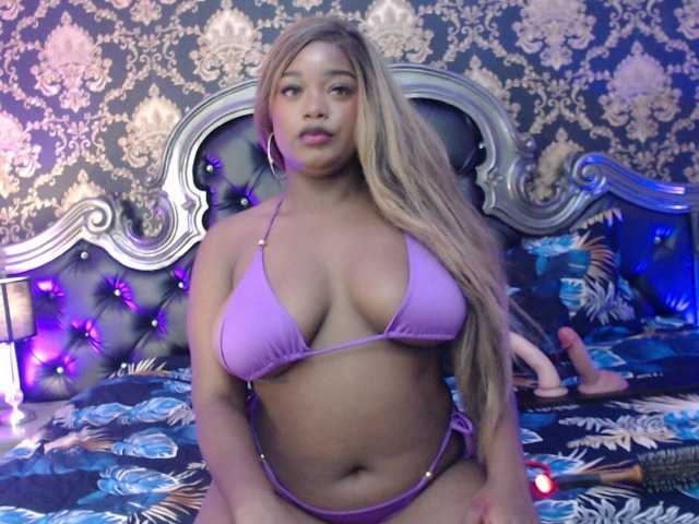 KattyMayers live cam on BongaCams