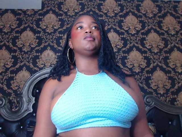 KattyMayers live cam on BongaCams