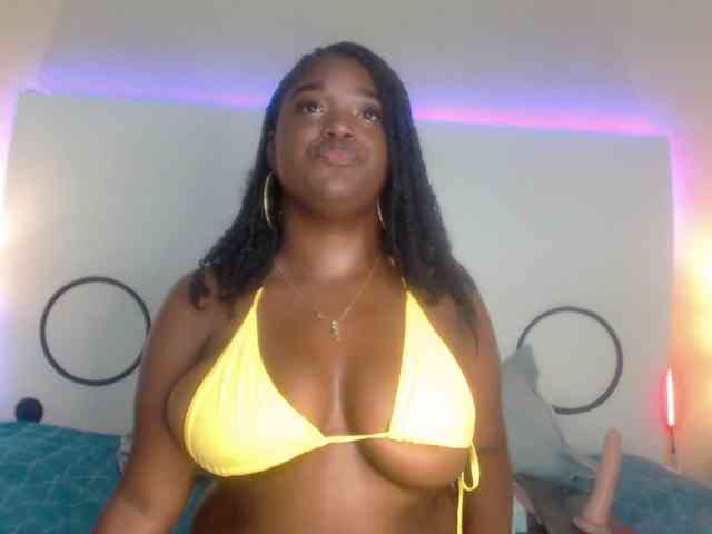 KattyMayers webcam