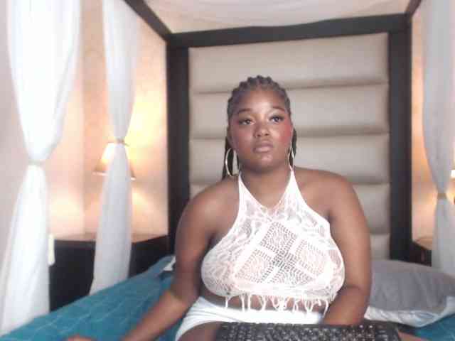 KattyMayers webcam