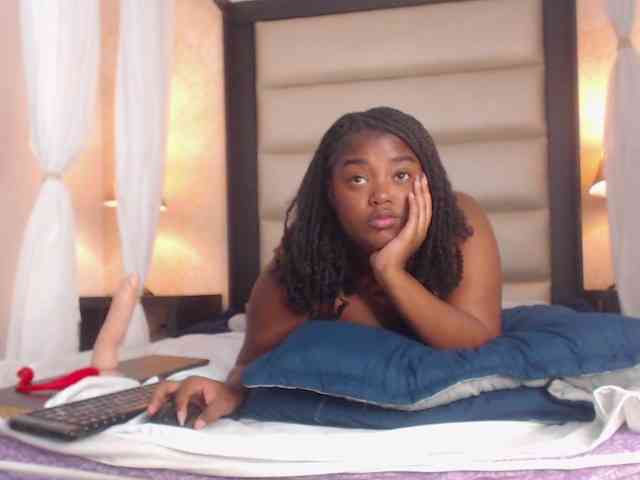 KattyMayers webcam