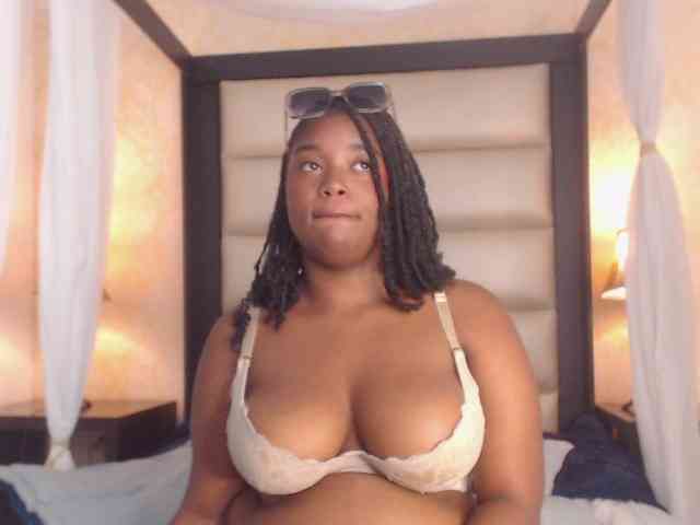KattyMayers webcam