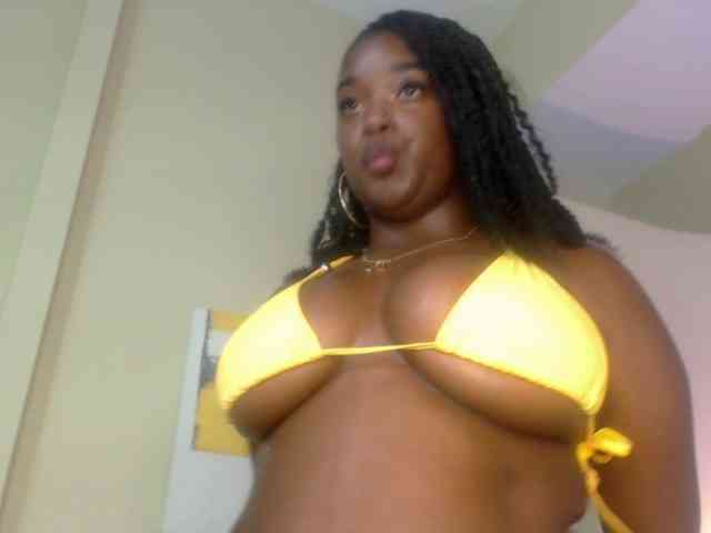 KattyMayers Live Webcam on BongaCams