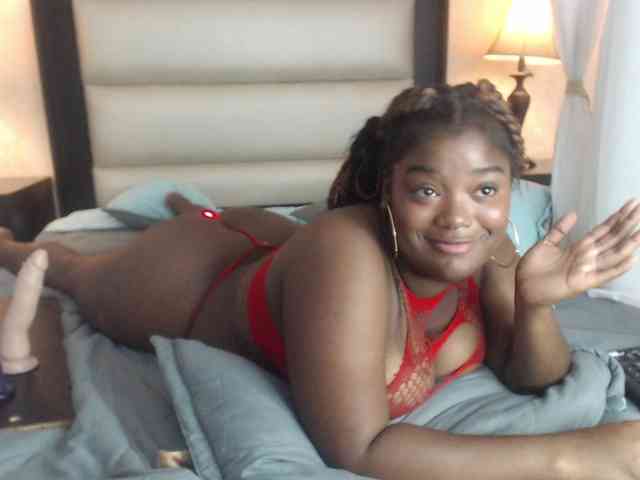 Model: KattyMayers