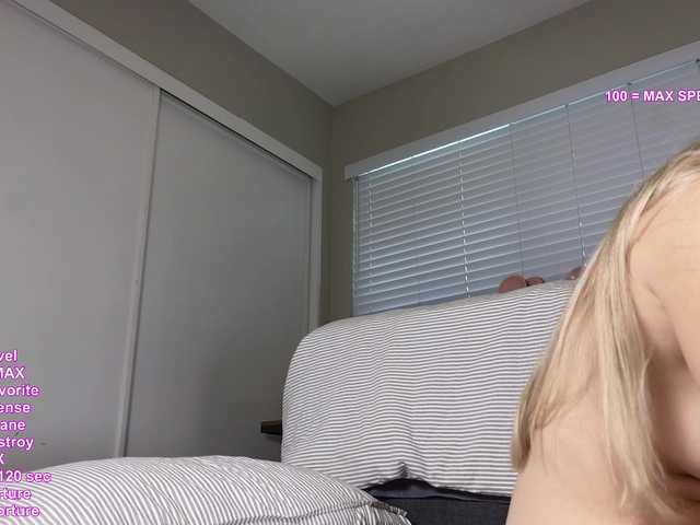 HayleeXX live cam on BongaCams