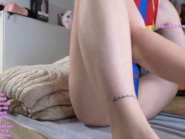 HayleeXX webcam