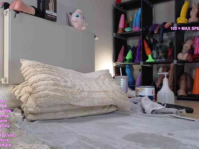 HayleeXX webcam