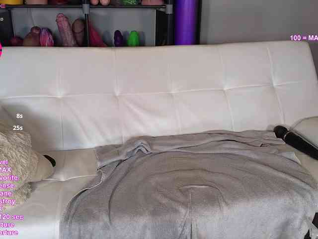 HayleeXX webcam