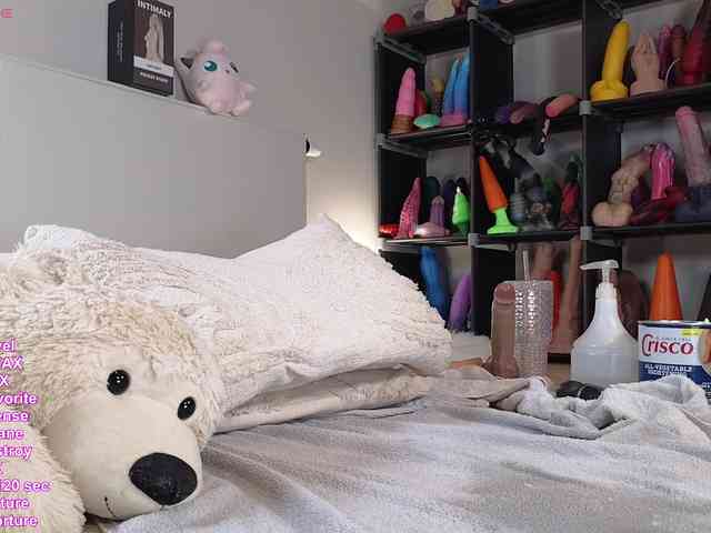 HayleeXX webcam
