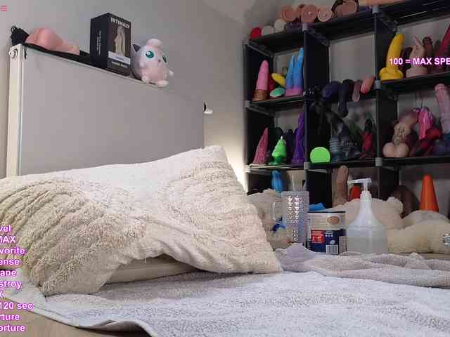 HayleeXX webcam