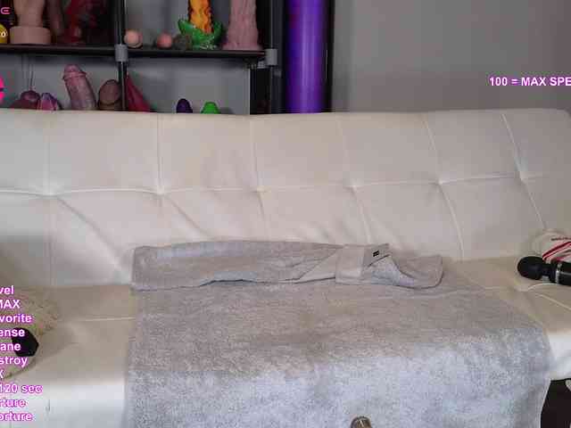 HayleeXX webcam