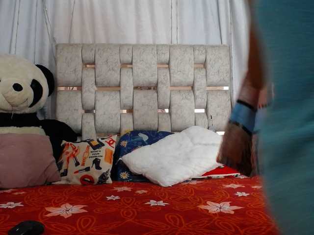 self-destruccionn's BongaCams show and profile