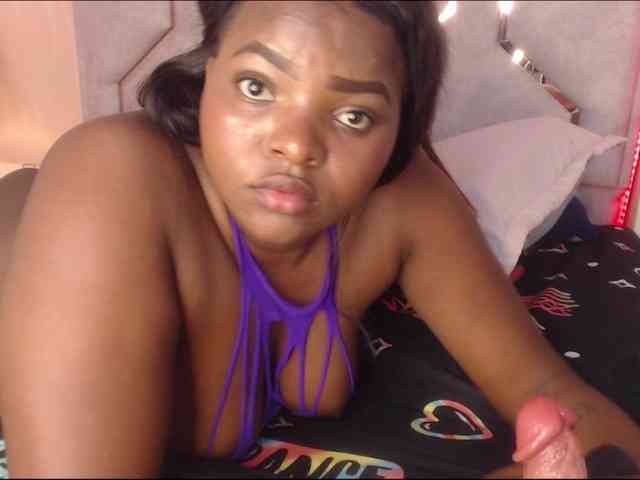 SaraThomas webcam