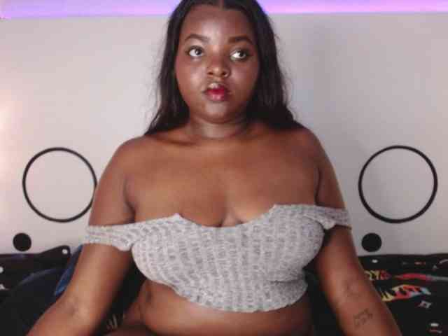 SaraThomas webcam