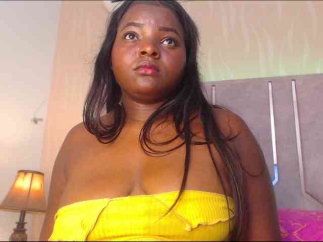 SaraThomas webcam