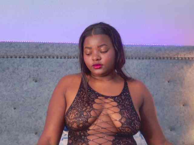 SaraThomas webcam