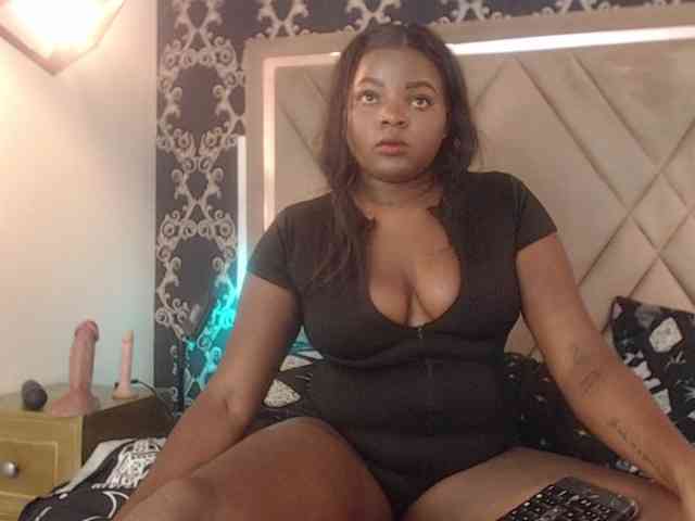 SaraThomas webcam