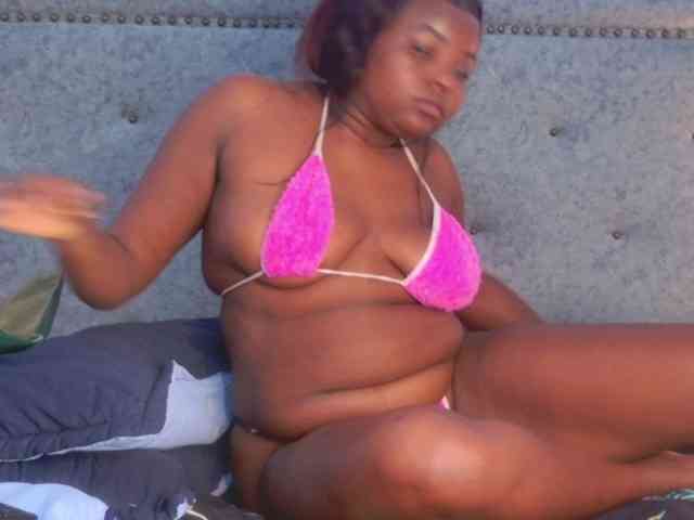 SaraThomas webcam