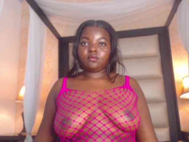 SaraThomas webcam
