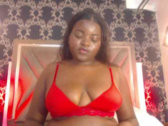 SaraThomas webcam