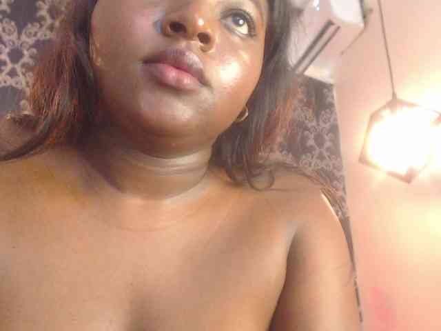 SaraThomas webcam
