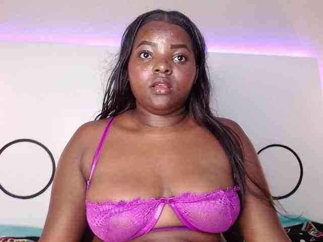 Modelo: SaraThomas