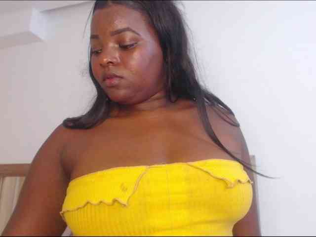 SaraThomas webcam