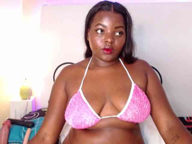 SaraThomas webcam