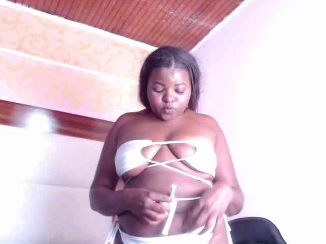 SaraThomas webcam