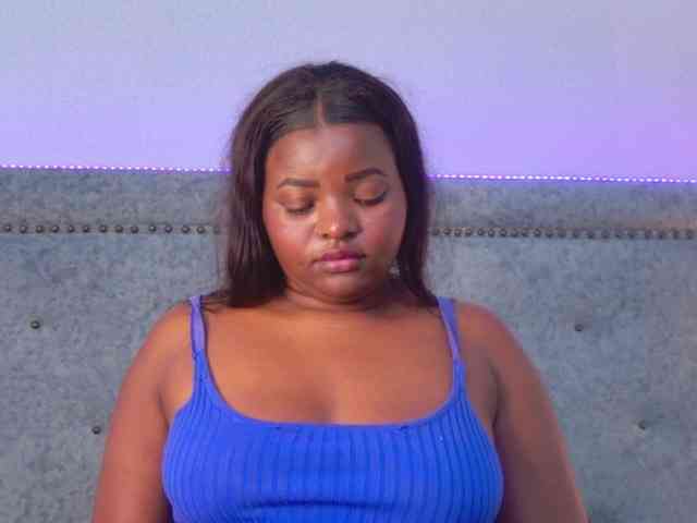 SaraThomas webcam