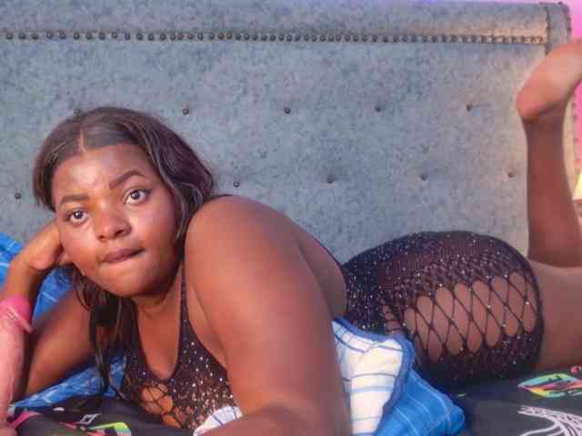 SaraThomas webcam