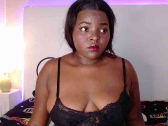 SaraThomas webcam
