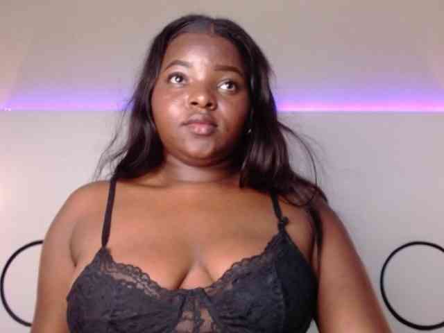 SaraThomas webcam
