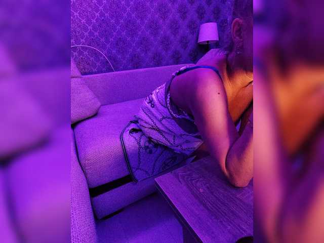 Bessandkaty55 live cam on BongaCams