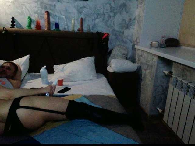 Bessandkaty55 live cam on BongaCams